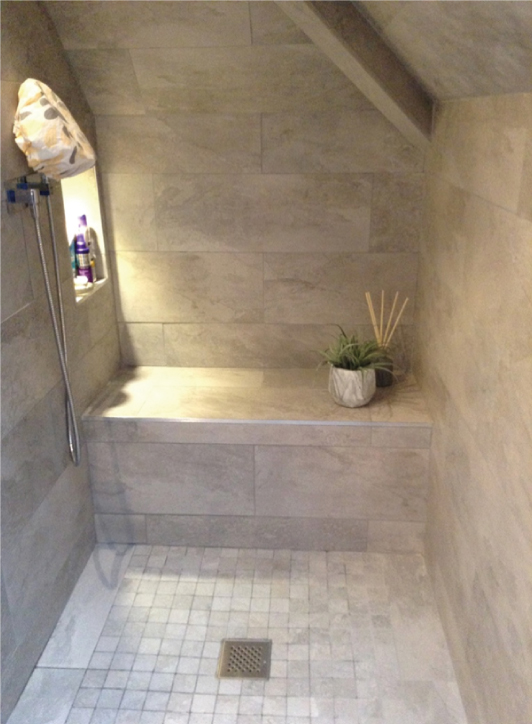 Office with an ornage look